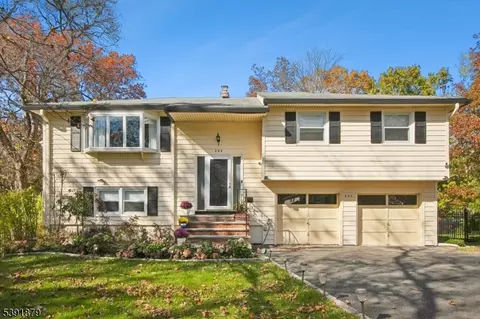 223 Chaucer Dr, Berkeley Heights, NJ 07922