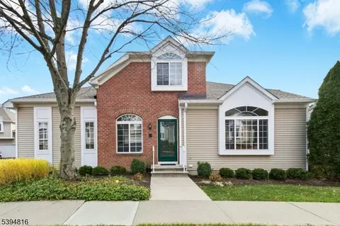 14 Schindler Ct, Chatham, NJ 07928