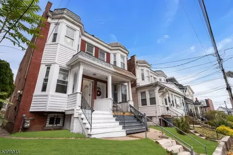 19 Stewart Pl, Elizabeth, NJ 07202