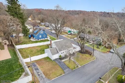 66 Clark St, Mine Hill, NJ 07803