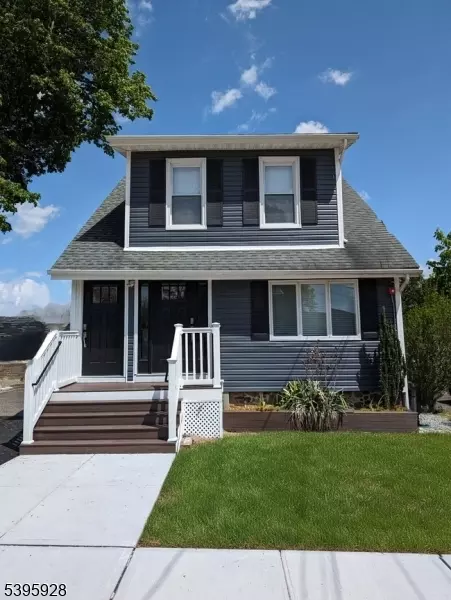 2 Linwood Ter, Caldwell, NJ 07006