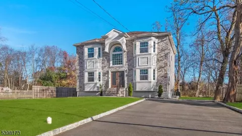 1515 Sherwood Blvd, North Brunswick Twp, NJ 08902