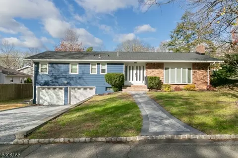 5 Korwel Cir E, West Orange, NJ 07052