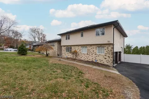 Exterior - 69 Colonial Rd, Wayne, NJ 07470 photo 5 of 5