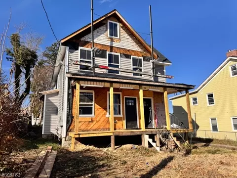 17 Union Pl, Newton, NJ 07860