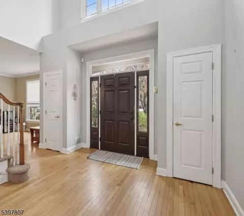 6 Sherry Ct, Wayne, NJ 07470 photo 4