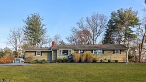 838 Riverside Dr, Hillsborough, NJ 08844