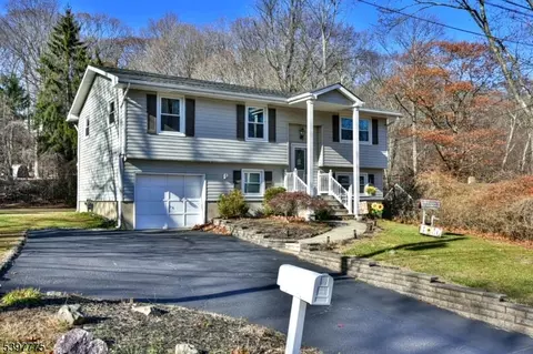 49 Broadway, West Milford, NJ 07480