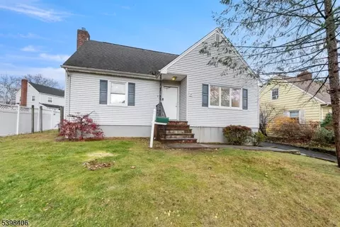 238 Riverside Dr, Springfield, NJ 07081
