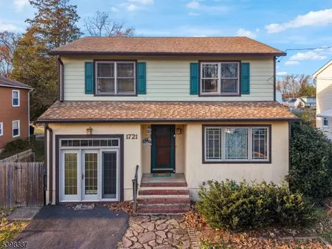 1721 Holly Rd, North Brunswick Twp, NJ 08902