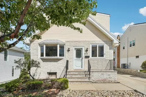 471 Harding Ave, Lyndhurst, NJ 07071