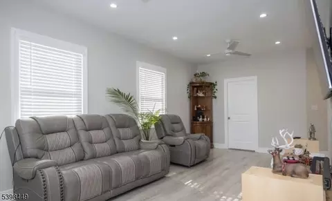 118 Holly St, Port Reading, NJ 07064