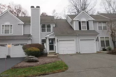 15 Ajax Ct, Hackettstown, NJ 07840