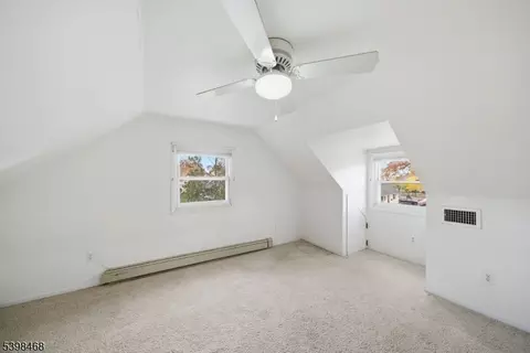 165 Hebberd Ave, Paramus, NJ 07652 photo 13