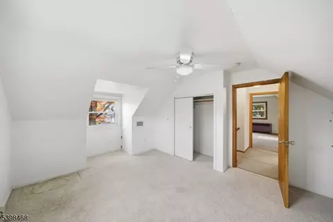 165 Hebberd Ave, Paramus, NJ 07652 photo 12