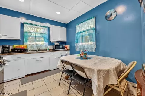 225 Sumner Ave, Plainfield, NJ 07062 photo 9