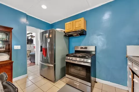 225 Sumner Ave, Plainfield, NJ 07062 photo 8