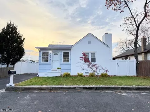 484 Bara St, Brick Twp, NJ 08723