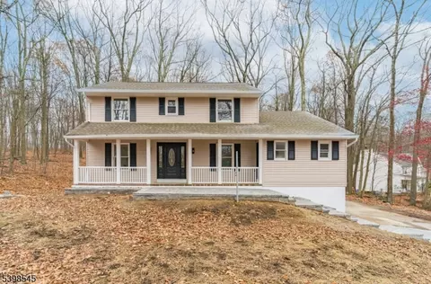 94 Ridge Rd, Hackettstown, NJ 07840