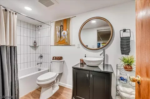 105 Madison Ave, Middlesex, NJ 08846 photo 21