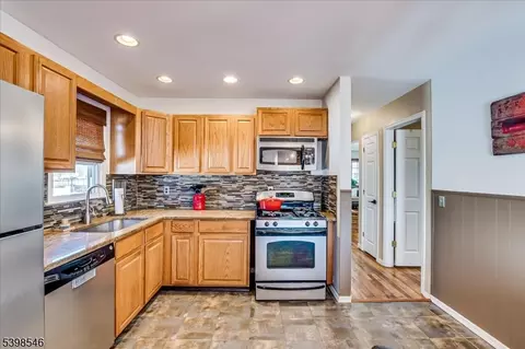 105 Madison Ave, Middlesex, NJ 08846 photo 8