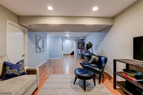 1102 Park Pl, Springfield, NJ 07081 photo 25