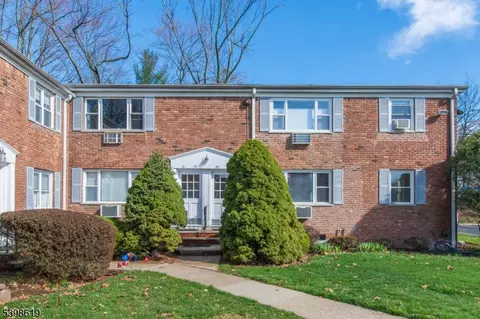 43 Conforti Ave #83, West Orange, NJ 07052