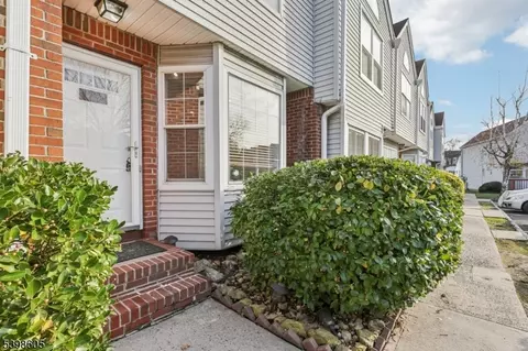 105 Liberty Ct, Hillside, NJ 07205