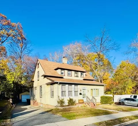 125 W Main St, Bergenfield, NJ 07621
