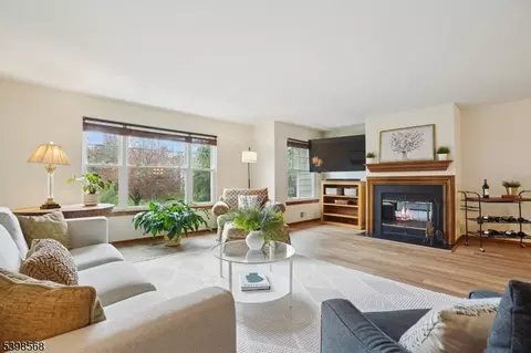 356 Greenfield Rd #356, Bridgewater, NJ 08807
