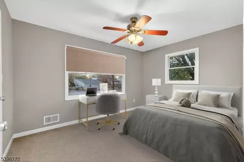 18 Baxter Rd, Edison, NJ 08817 photo 20