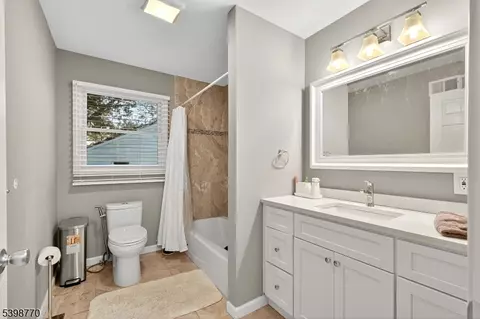 18 Baxter Rd, Edison, NJ 08817 photo 19