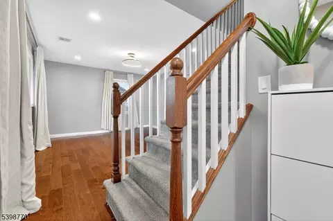 18 Baxter Rd, Edison, NJ 08817 photo 13