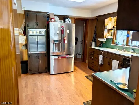 47 Brookside Dr, Warren, NJ 07059 photo 4