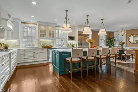 22 Talmage Rd, Mendham, NJ 07945 photo 9