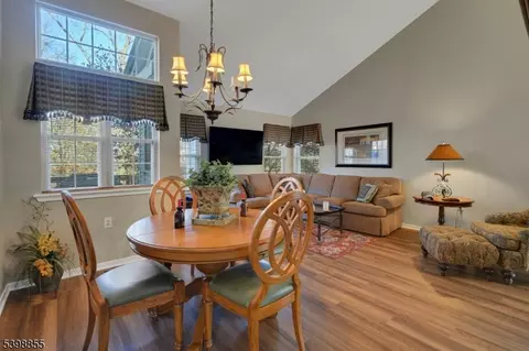 10 Rushmore Ln, Hackettstown, NJ 07840 photo 12