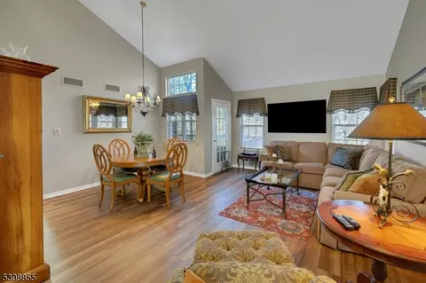 10 Rushmore Ln, Hackettstown, NJ 07840 photo 6