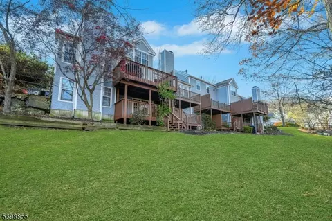 10 Rushmore Ln, Hackettstown, NJ 07840 photo 29