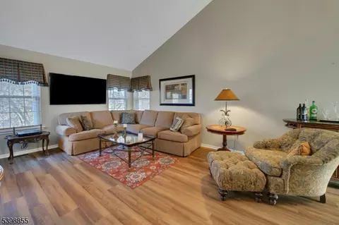 10 Rushmore Ln, Hackettstown, NJ 07840 photo 7