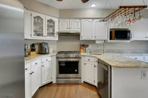 10 Rushmore Ln, Hackettstown, NJ 07840 photo 14