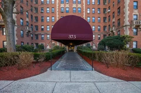 363-377 Mt Prospect Ave #2AW, Newark, NJ 07104