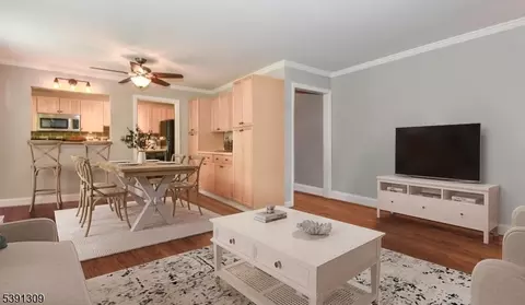 30 C Parkway Vlg #C, Cranford, NJ 07016