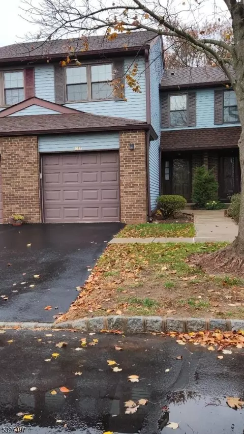 117 Bayberry Dr, Somerset, NJ 08873