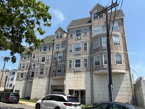 54 Polk St UNIT N3, Newark, NJ 07105