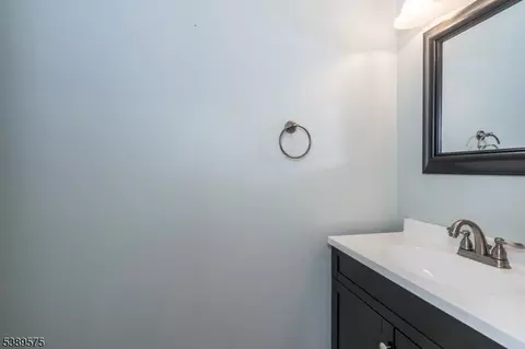 32 Sam Bonnell Dr, Clinton, NJ 08809 photo 25