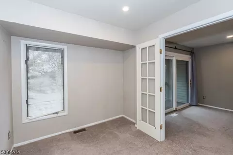 32 Sam Bonnell Dr, Clinton, NJ 08809 photo 22
