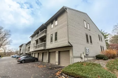 32 Sam Bonnell Dr, Clinton, NJ 08809 photo 3