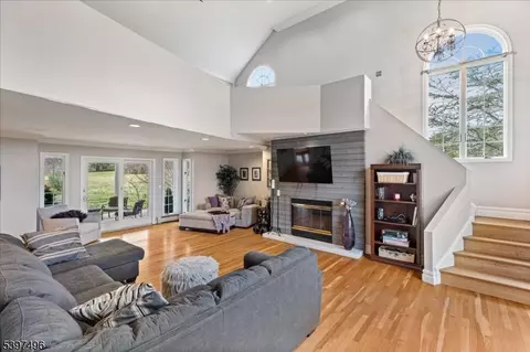 167 Douglas Rd, Far Hills, NJ 07931 photo 18