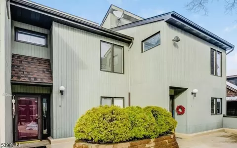 14 Highland Pl #C, Maplewood, NJ 07040