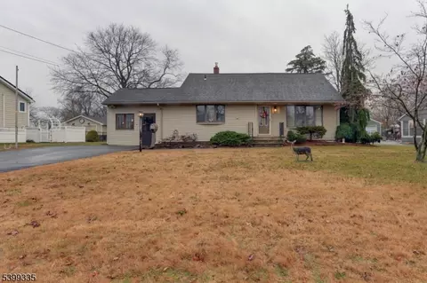 7 Parsons Rd, Lincoln Park, NJ 07035